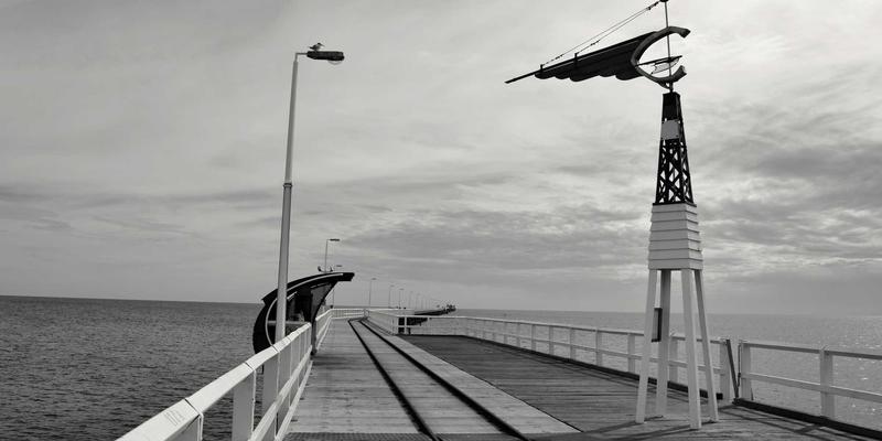 西安同城急件当日达服务深度对比：闪送、跑腿与专业物流（附西安速步解析）