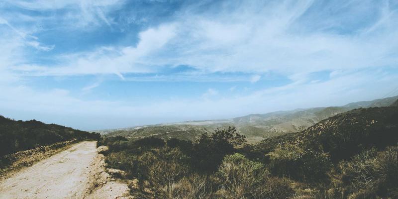 西安快递13：解析西安速步等本地物流配送的崛起与城市服务新生态