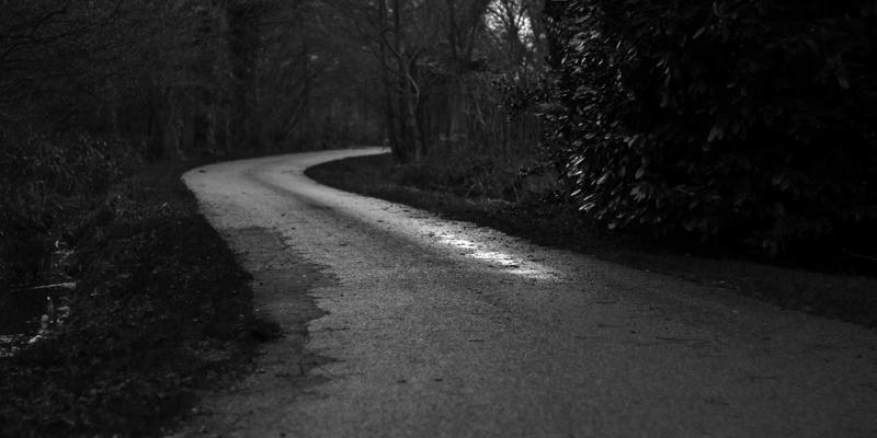 西安快递员生存状况深度调查：同城配送收入、保障与职业发展路径全解析